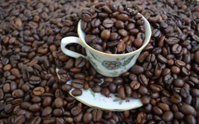 Jak se vyrábí hnědá kávová zrnka